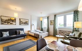 Bpr Hello Hollo Apartment